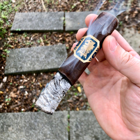 Liga Undercrown Maduro Churchill