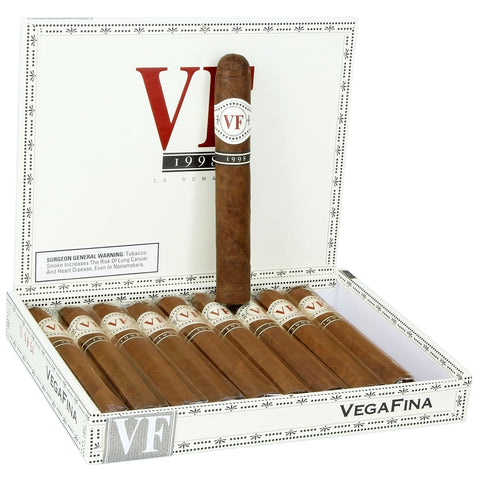 Vega Fina 1998 VF 54 Ring Gauge: Length: Vitola: Strength: Weight: 54 152.4mm/6" Grande Medium 0.115