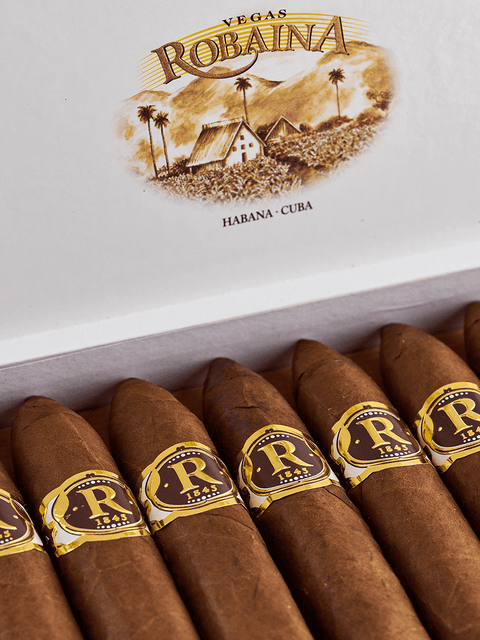 Vegas Robaina Unicos Torpedo Cigar – Medium to Full Strength – 52 Ring Gauge