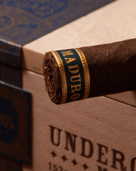 Liga Undercrown Maduro Belicoso