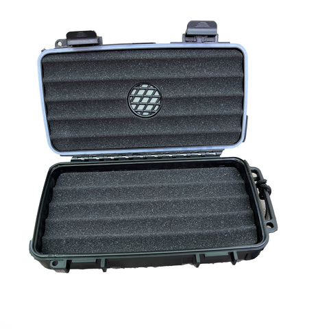 5 Ct. Black Plastic Travel Cigar Humidor – Crush & Water Resistant