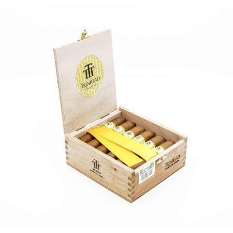 Trinidad Vigía Cigar – Medium Strength – 54 Ring Gauge – Petit Robusto – 4.3"