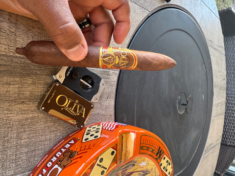 Oliva Serie V Special V Figurado