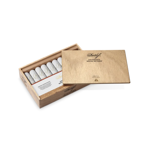 Davidoff Escurio Corona Gordo 4'S