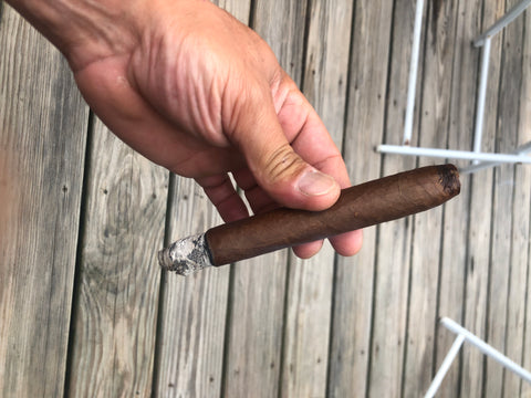 Viva La Vida Toro by AJ Fernandez – Full Bodied Nicaraguan Masterpiece Cigar
