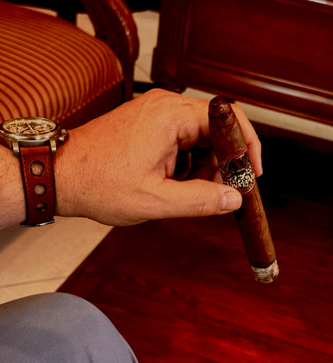 Viva La Vida Toro by AJ Fernandez – Full Bodied Nicaraguan Masterpiece Cigar