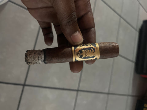 Liga Undercrown UC10 Robusto