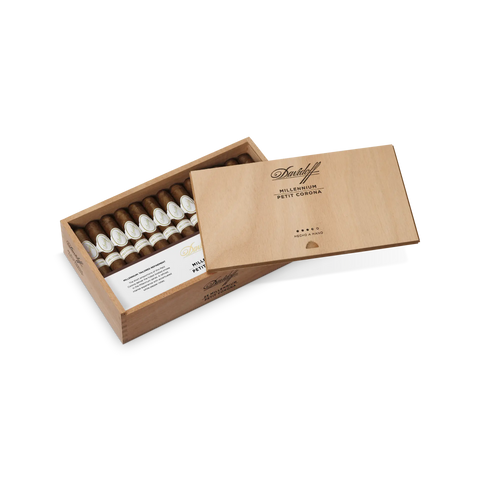 Davidoff Millennium Petit Corona