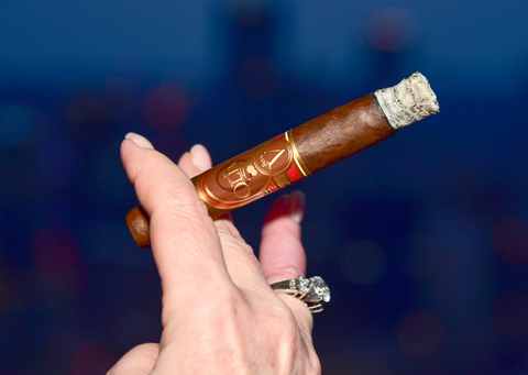 Oliva Serie V No. 4