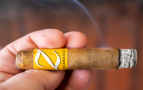 Zino Nicaragua Half Corona 5'S
