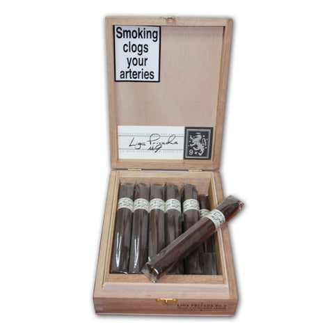 Liga Privada No. 9 Belicoso Fino