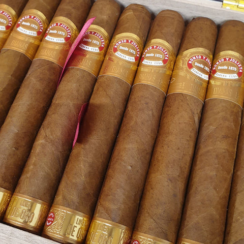 Romeo y Julieta Linea de Oro Dianas