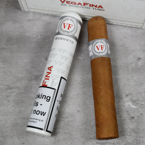 VegaFina Short Robustos Tubo Cigar – Mild to Medium – 50 Ring Gauge – Tubed for Freshness