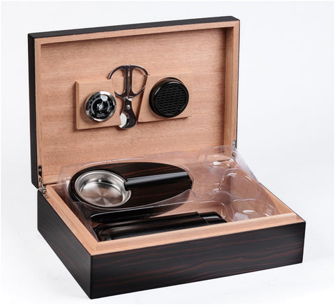 Davenport 50 Count Cigar Humidor Gift Set with Matching Accessories