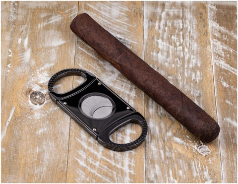 Gun Metal Guillotine Cigar Cutter with Ridged Edge Design – 66 Ring Gauge Capacity