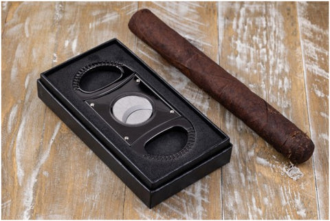 Gun Metal Guillotine Cigar Cutter with Ridged Edge Design – 66 Ring Gauge Capacity