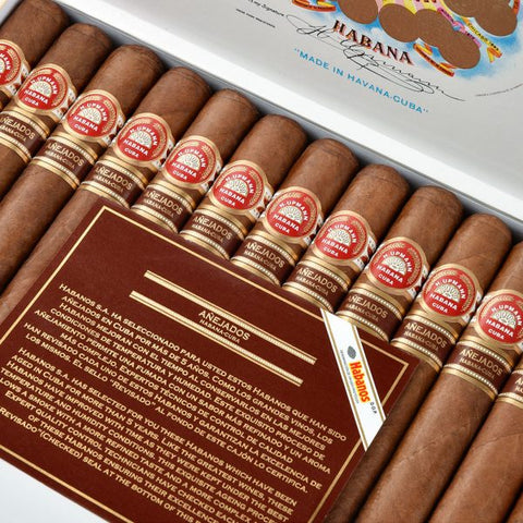 H.Upmann Robustos Añejados